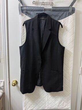 Max Studio Black Sleeveless Blazer Vest